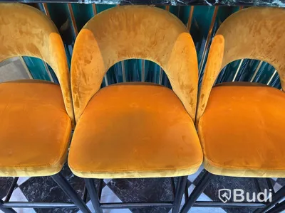 Set of 8 Homeline Chairs