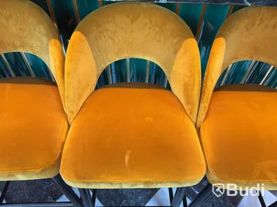 Set of 8 Homeline Chairs