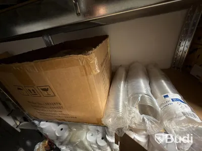 Lot of lids and cups