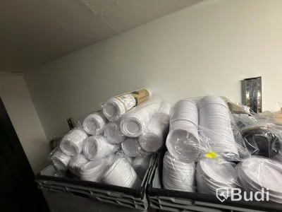 Lot of lids and cups