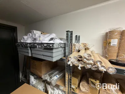 Lot of lids and cups