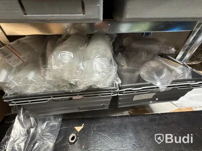 Lot of lids and cups
