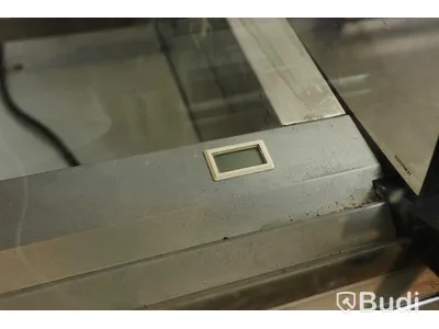 Glasskyl för 8 kantiner