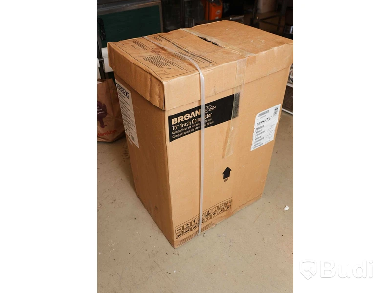 Trash compactor. 15ssexf 15". Ny i förpackning