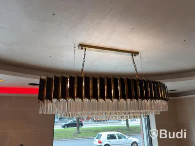 Boat-shaped chandelier.