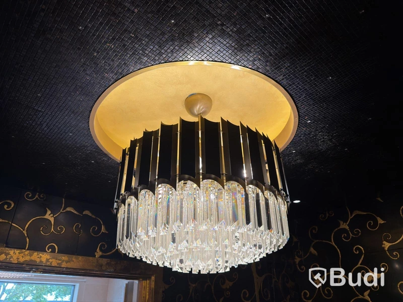 Round chandelier
