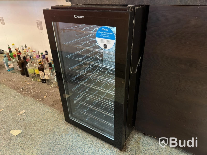 Candy Wine Cooler CWC 150 EM/N, 121 L