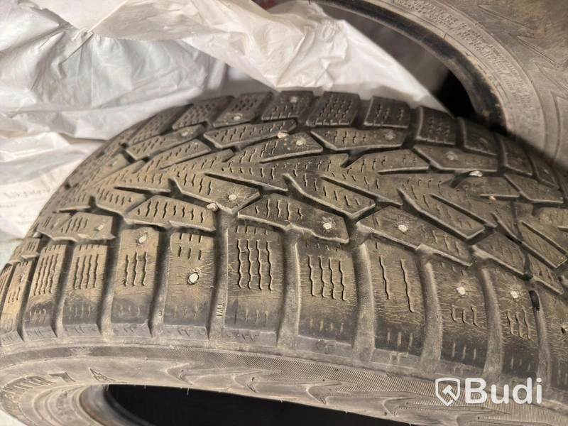 3 Nokian tires, 205/60R16 96T XL, studded winter tires