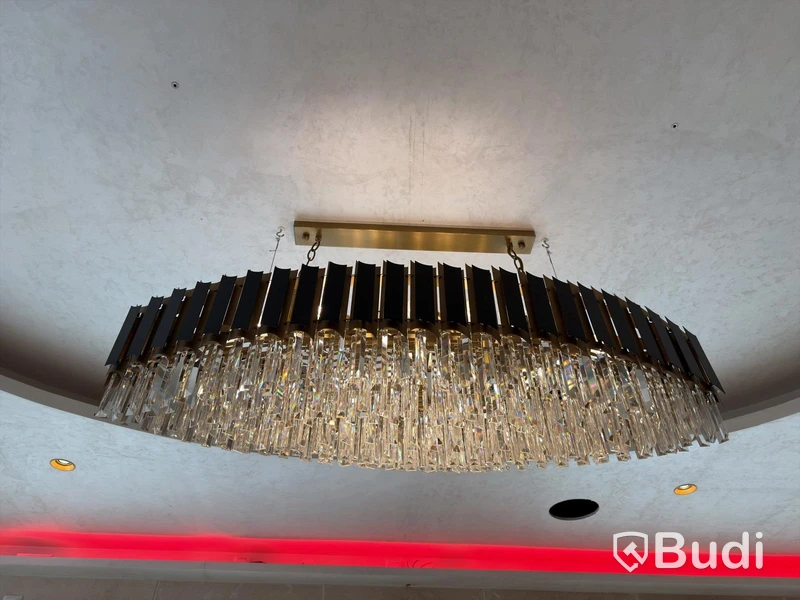 Boat-shaped chandelier.