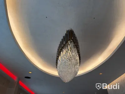 Boat-shaped chandelier.