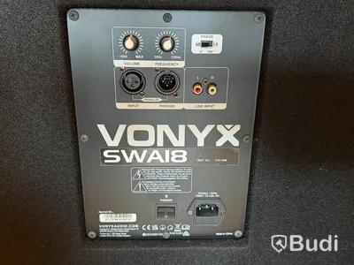 Komplett ljudsystem Vonyx, med 4 högtalare, 2 bas, mixerbord och ljus