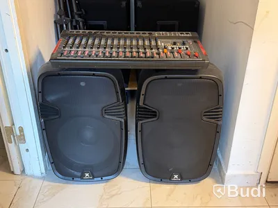 Komplett ljudsystem Vonyx, med 4 högtalare, 2 bas, mixerbord och ljus