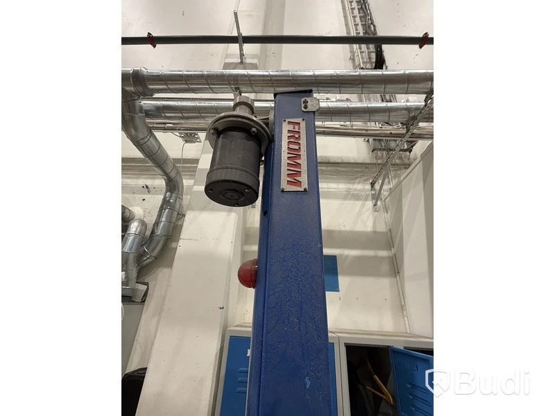 Fromm stretch wrapping machine