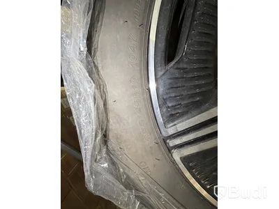 4 st Mercedes AMG originalfälgar med däck 19 tum