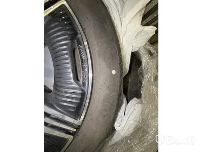 4 st Mercedes AMG originalfälgar med däck 19 tum