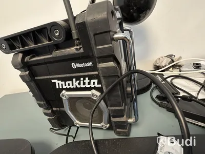Makita Jobsite Radio with Bluetooth