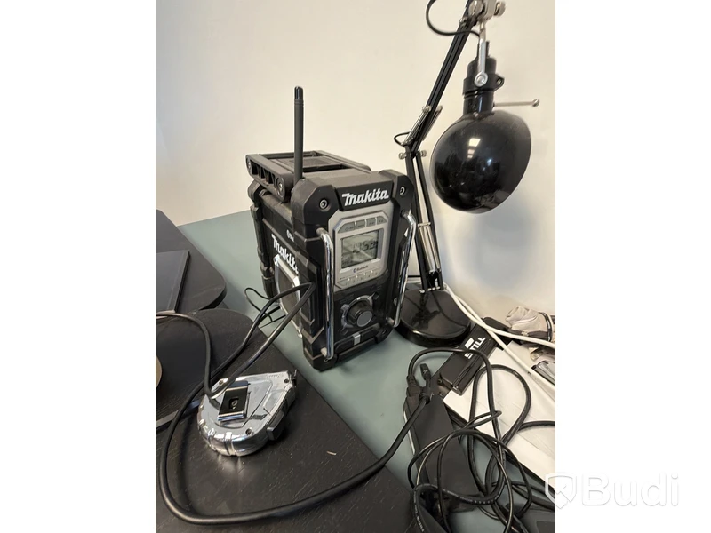 Makita Jobsite Radio with Bluetooth