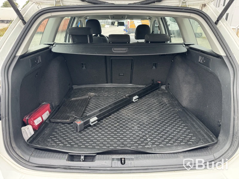 Volkswagen Golf Sportscombi 1.0 TSI DSG -2017 | Dragkrok