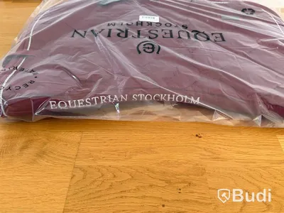 Jumping saddle pad, leg wraps and ear bonnet, Equestrian Stockholm, burgundy