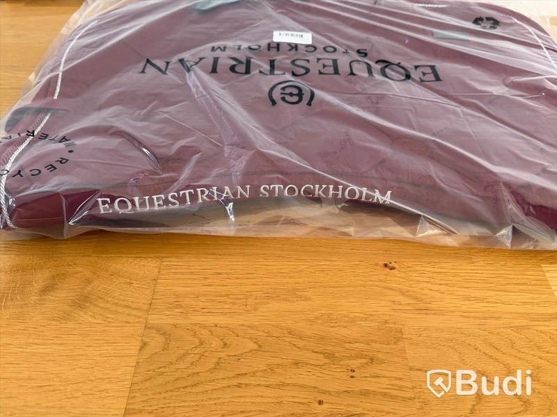 Jumping saddle pad, leg wraps and ear bonnet, Equestrian Stockholm, burgundy