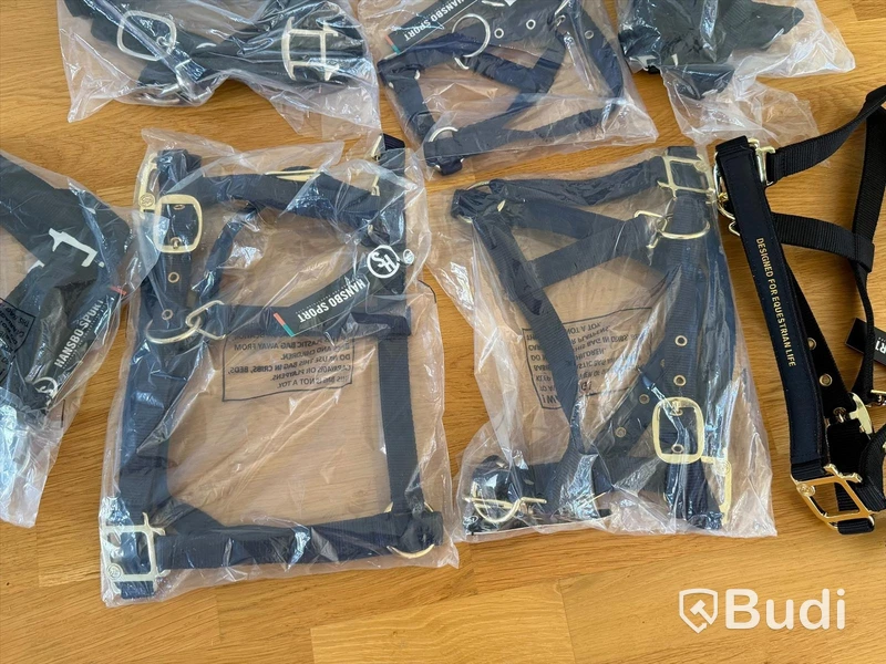 7 st grimmor samt 2 st betesreducerare, Hansbo Sport, blandade modeller