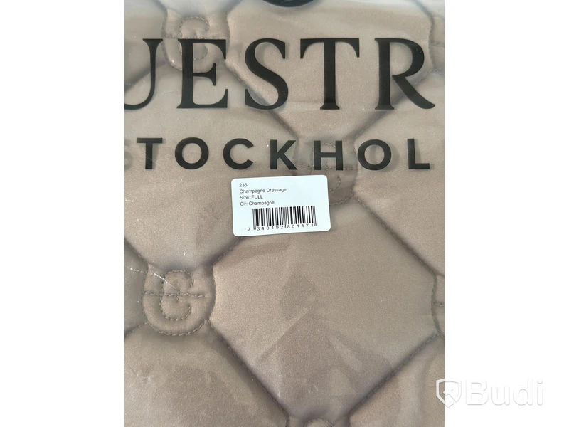 Dressage saddle pad, leg wraps and ear bonnet, Equestrian Stockholm, champagne