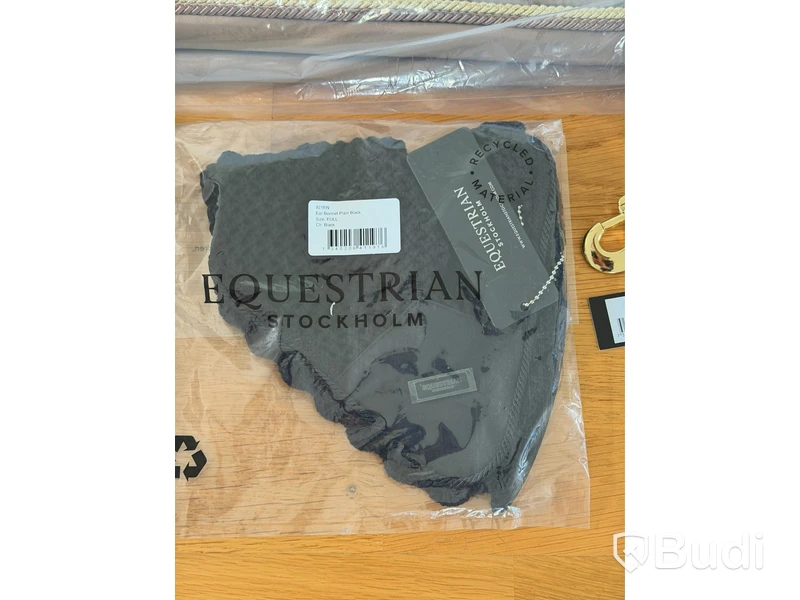 Dressage saddle pad, leg wraps and ear bonnet, Equestrian Stockholm, champagne