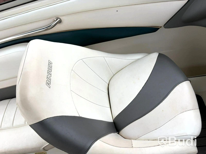 Motorbåt Rinker Captiva | 7,2m | Mercruiser V8