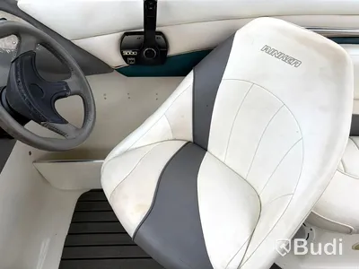 Motorbåt Rinker Captiva | 7,2m | Mercruiser V8