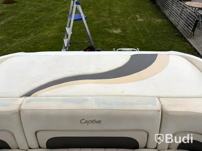 Motorbåt Rinker Captiva | 7,2m | Mercruiser V8