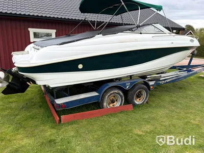 Motorbåt Rinker Captiva | 7,2m | Mercruiser V8