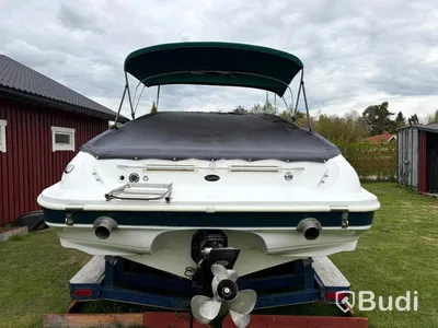 Motorbåt Rinker Captiva | 7,2m | Mercruiser V8