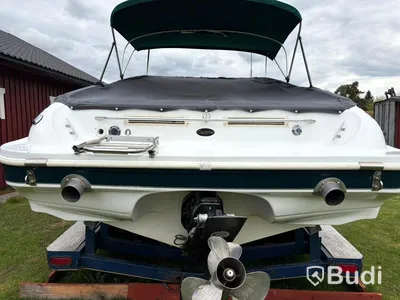 Motorbåt Rinker Captiva | 7,2m | Mercruiser V8