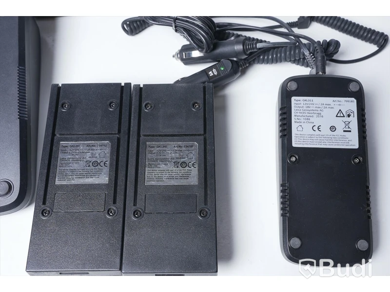 Parti med laddare och batterier - Leica