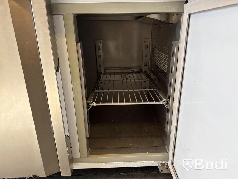 Rostfri kylbänk GastroTech | 4 dörrar