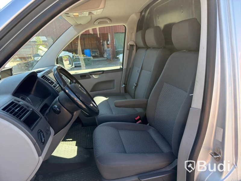 Volkswagen 7J0 TRANSPORTER -2013 | Repobjekt