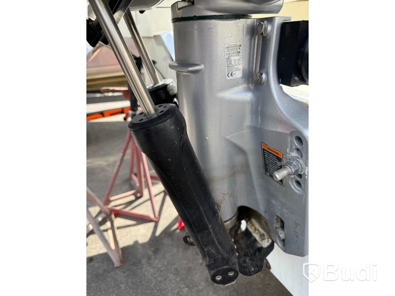 Uttern D77 med Mercury F 250 -2019