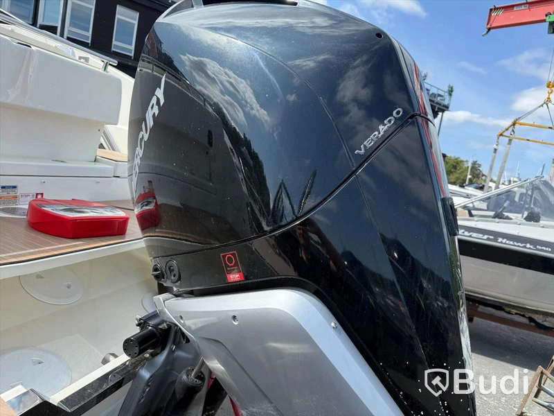 Uttern D77 med Mercury F 250 -2019