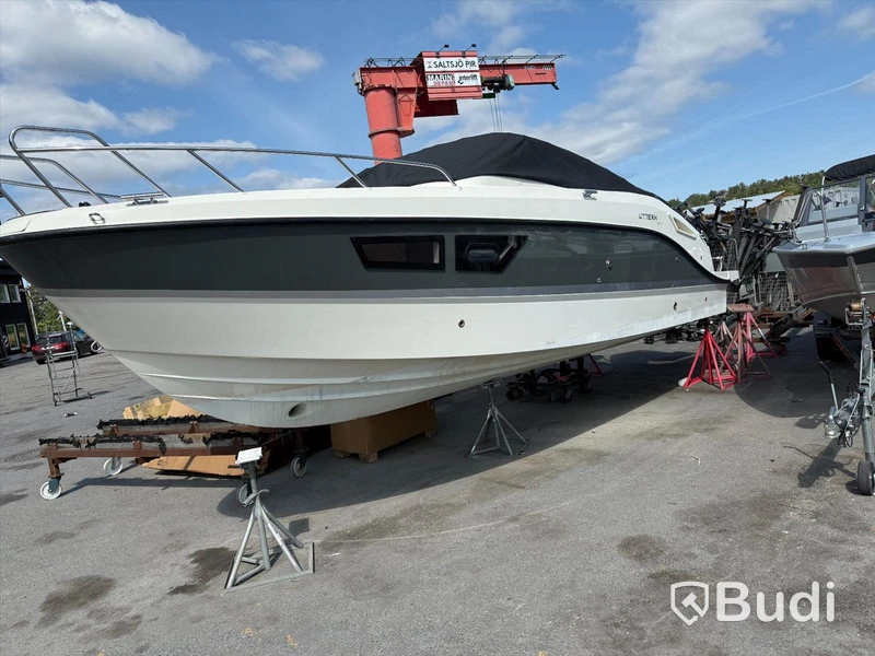 Uttern D77 med Mercury F 250 -2019