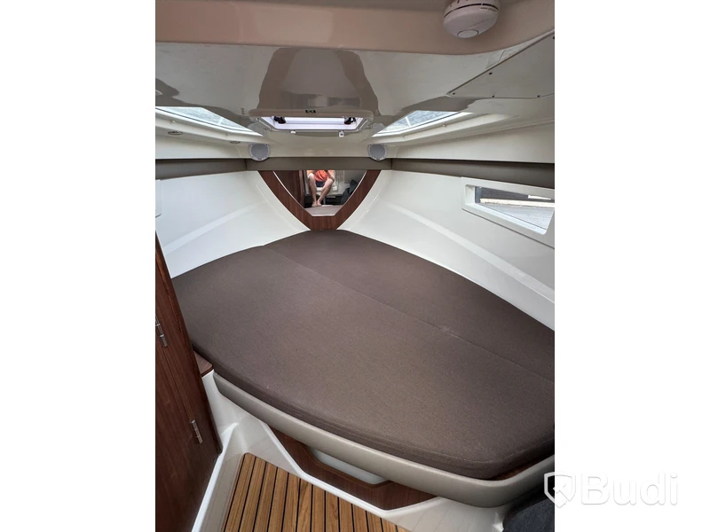 Uttern D77 med Mercury F 250 -2019