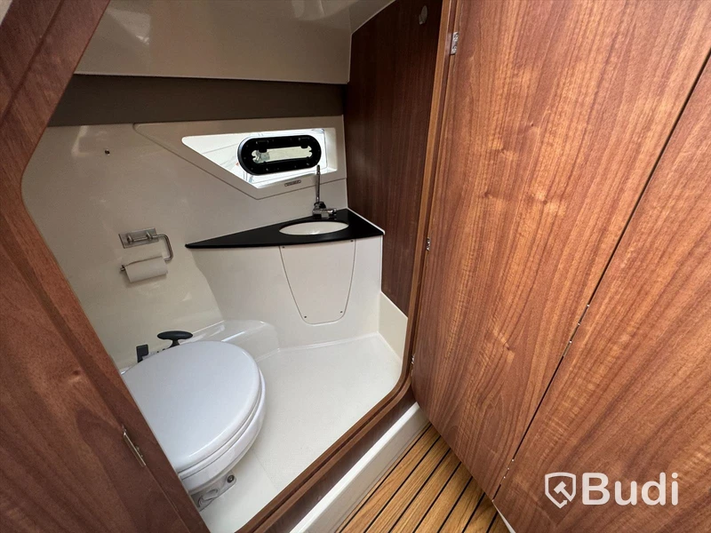 Uttern D77 med Mercury F 250 -2019