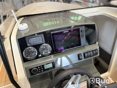 Uttern D77 med Mercury F 250 -2019