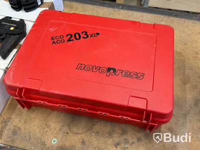 Pressverktyg, Novopress ACO203XL BT, med 6st käftar