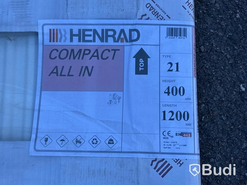 3 st vattenburna radiatorer | Henrad Compact All In Typ 21