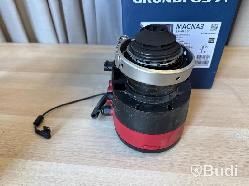 Cirkulationspump Grundfos Magna 3 | 25-60 180