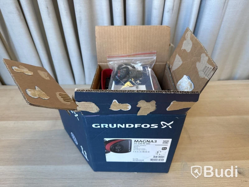 Cirkulationspump Grundfos Magna 3 | 25-100 180