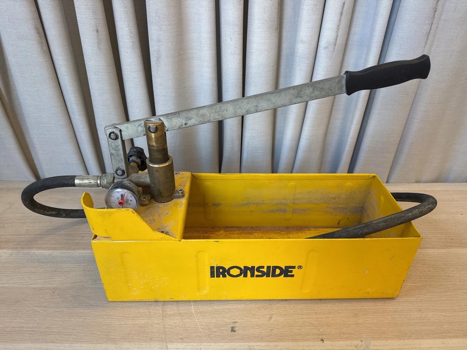 Provtryckningspump Ironside