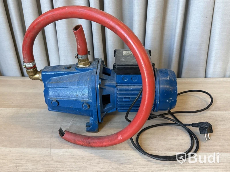 Vattenpump