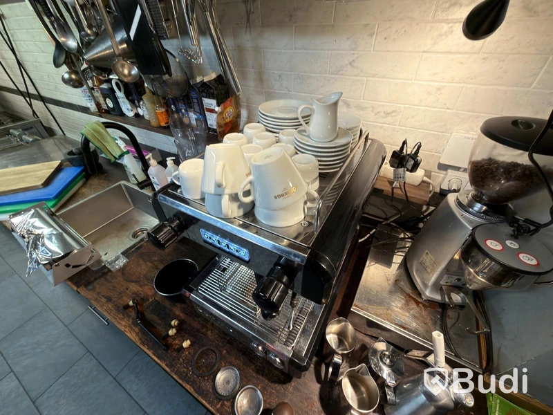 Espressomaskin Conti inkl. Kvarn m.m.