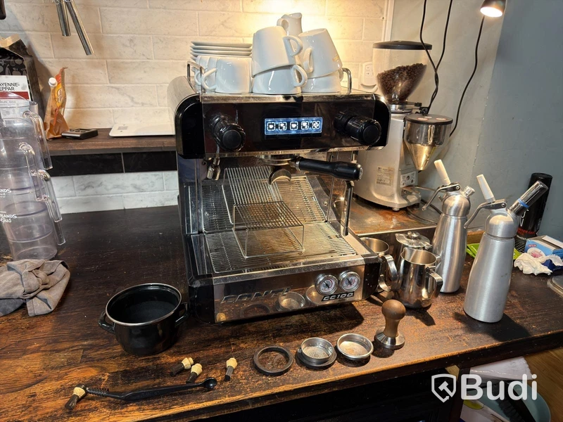 Espressomaskin Conti inkl. Kvarn m.m.